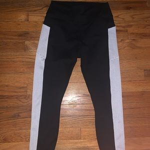 fabletics white and black leggings
